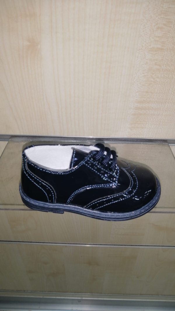 Scarpa vernice elegante bimbo