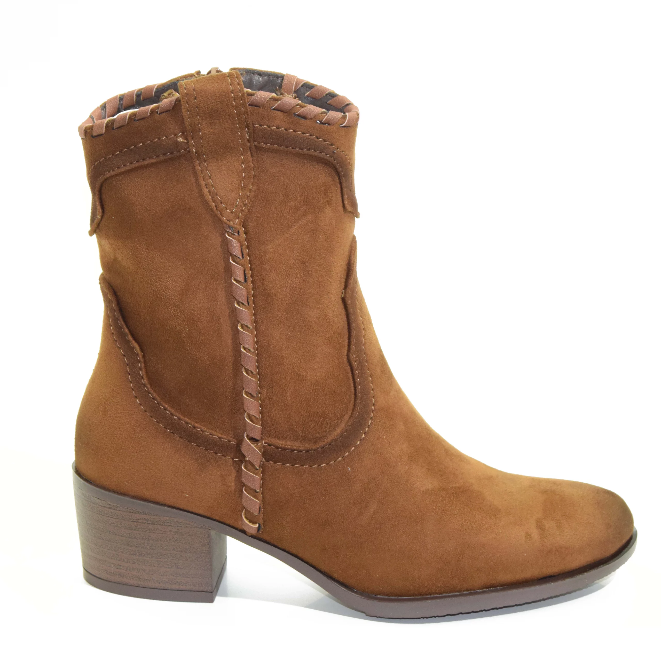 Stivaletto simil texano tacco