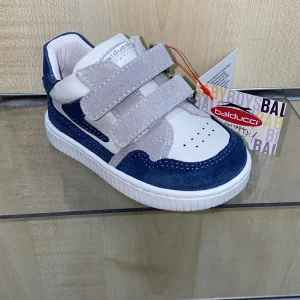Balducci sneaker primi passi