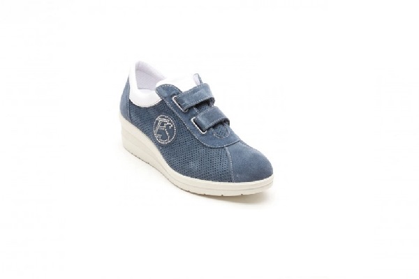 Sneakers colore jeans