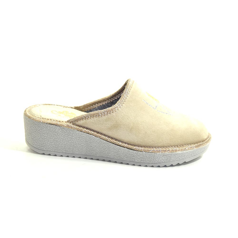 Pantofole con zeppa alta - immagine 5